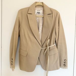 NWOT Zara Limited Edition Wide Lapel Jacket